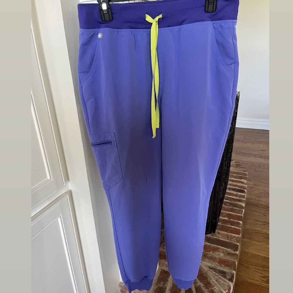 Figs Zamora High-Waisted Slim Fit Jogger